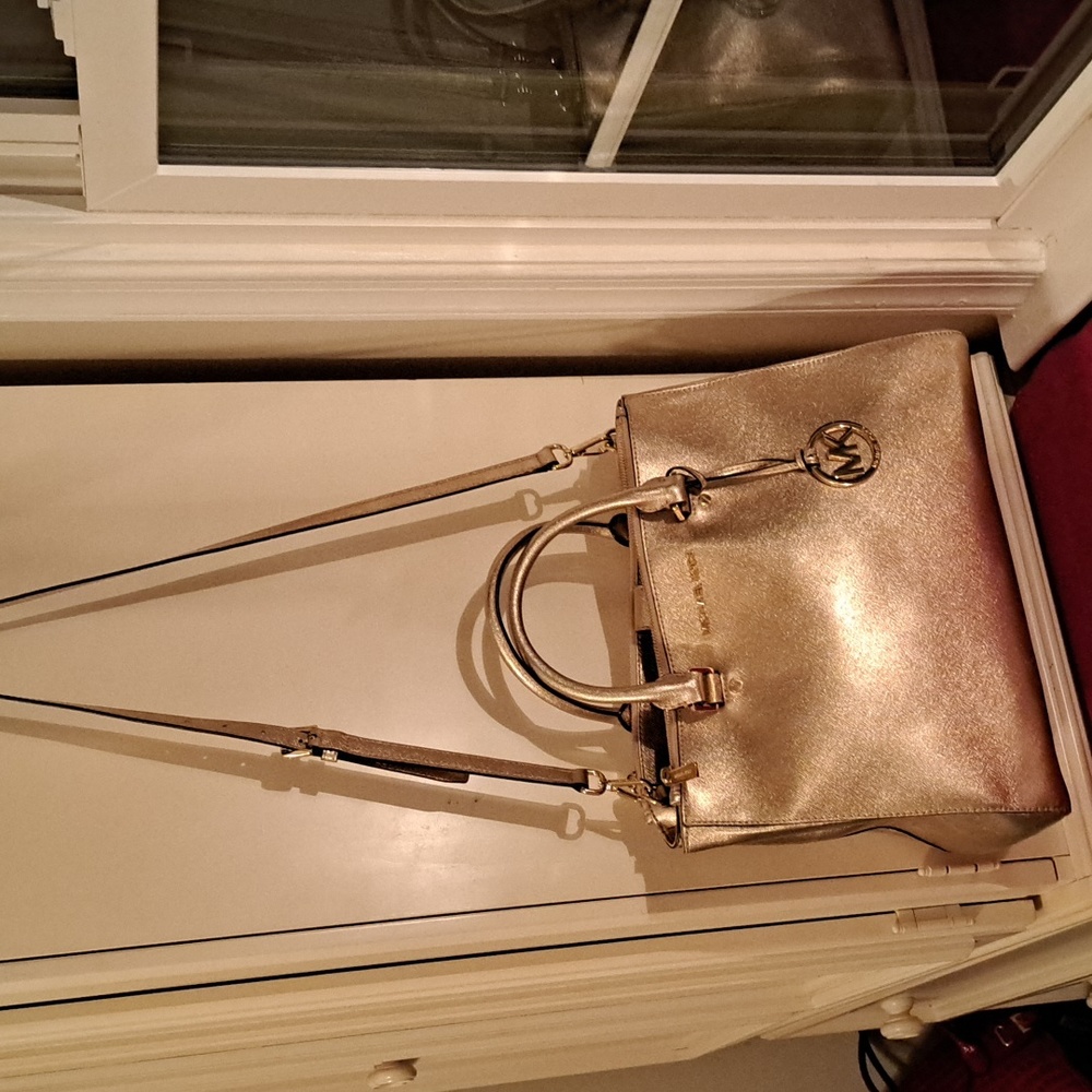 SOLD NEW  Michael Kors Sutton Pale Gold Leather Satchel/CBwithTags - Picture 4 of 14